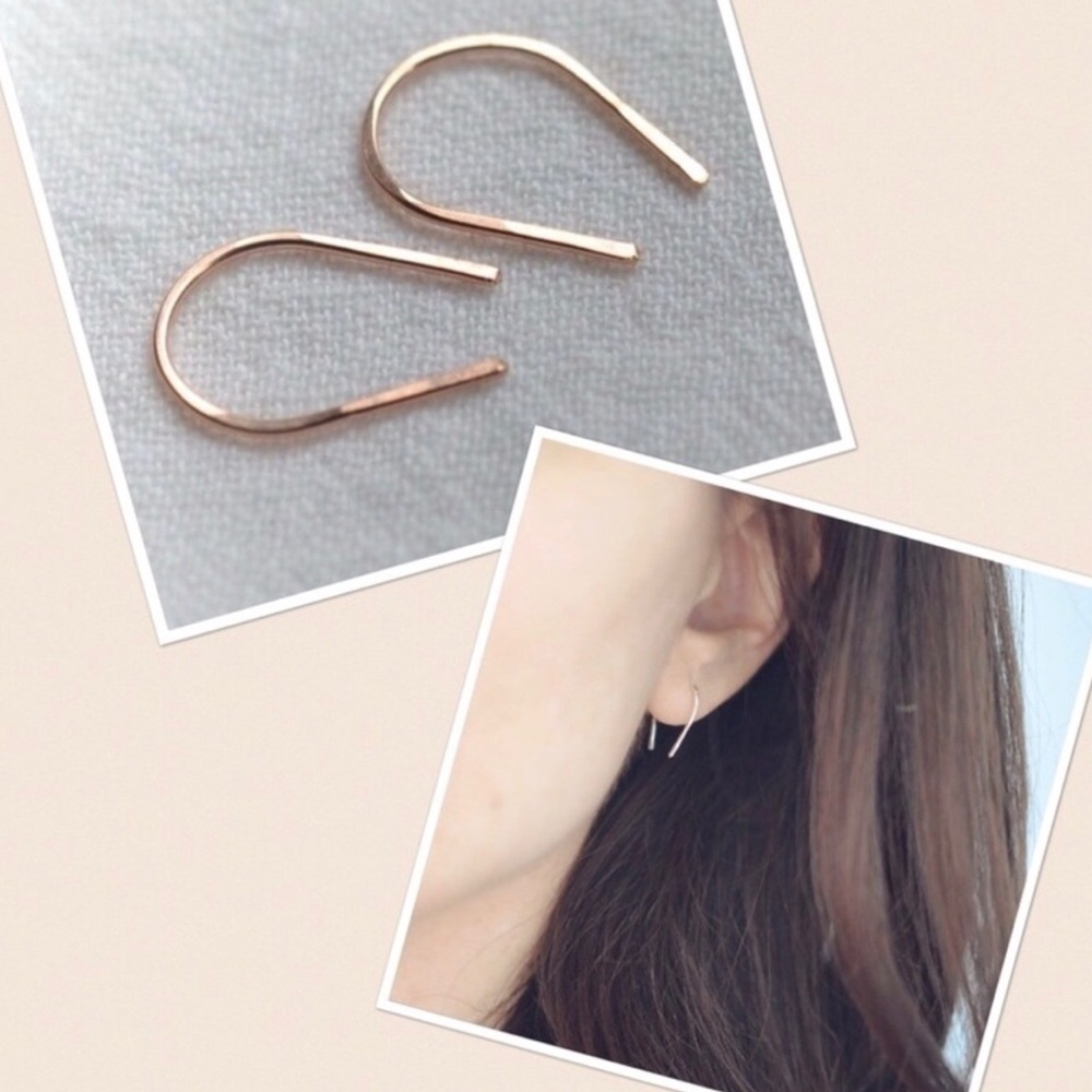 Horseshoe Shaped Earrings (Gold) NWOT